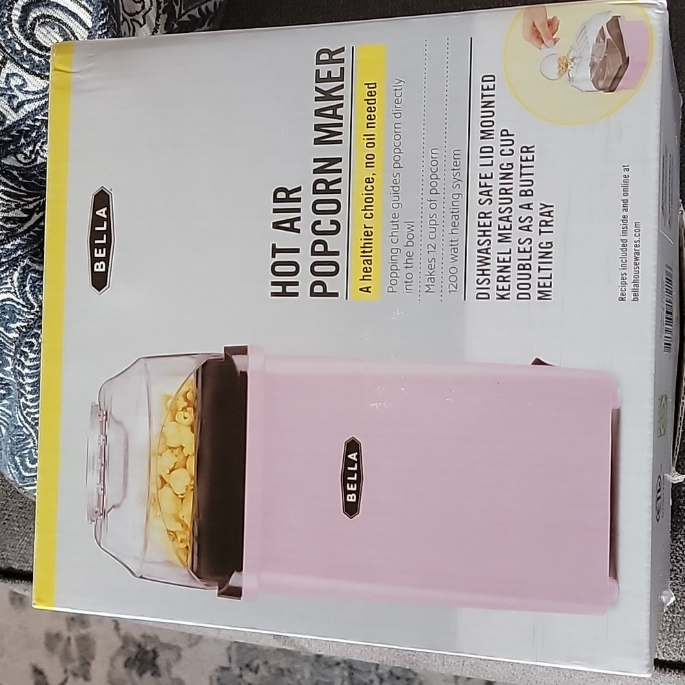 Bella Hot Air popcorn maker.  New in box.